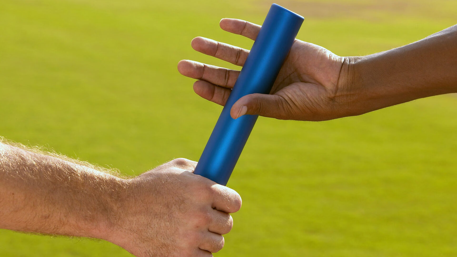 “夜幕追逐：黑夜中点燃速度之火”，夜幕追击第一关卡管道