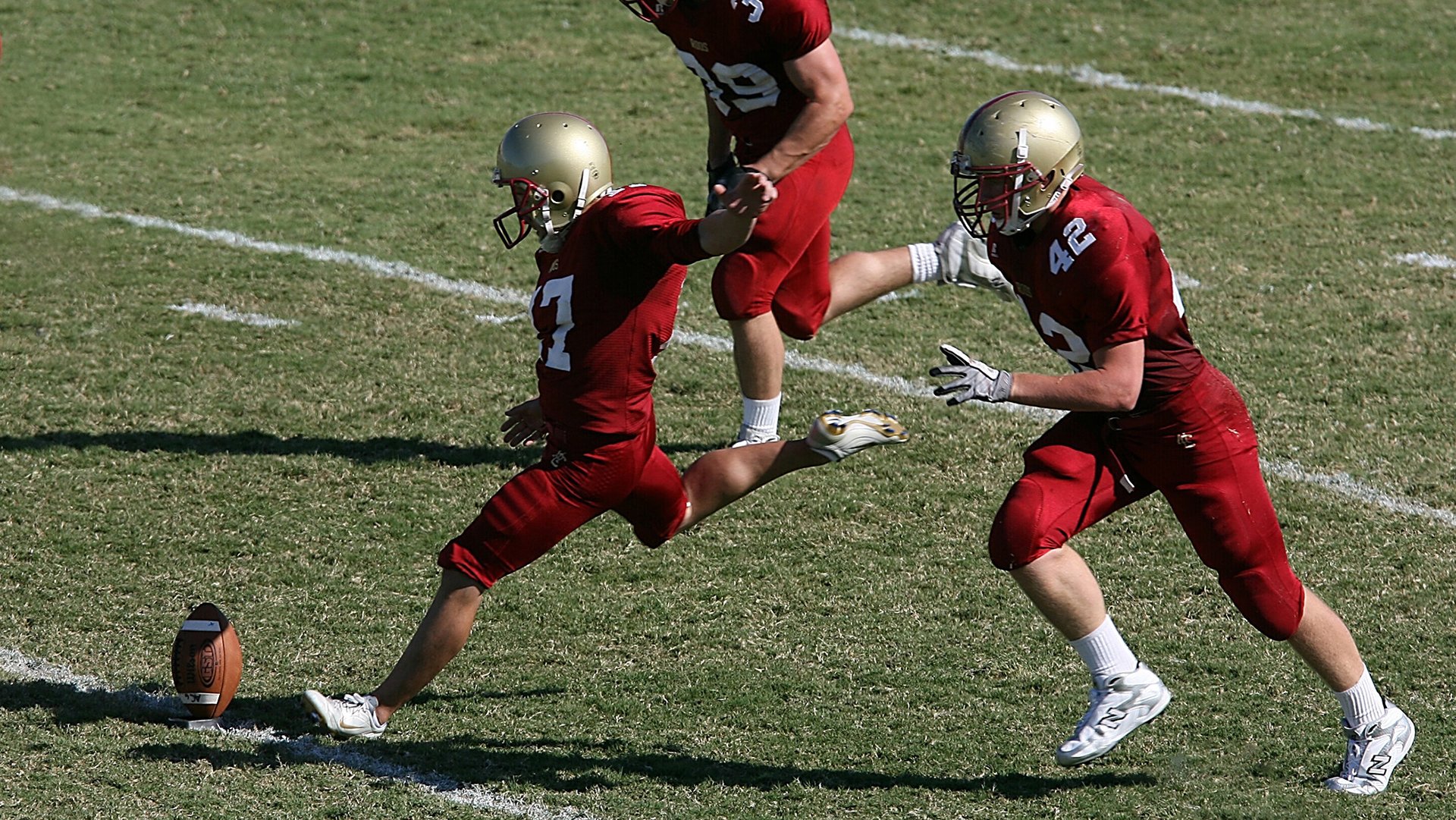 《解密：电竞职业选手的日常训练安排》，电竞选手的训练要求